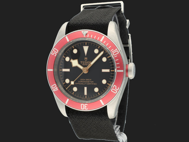 Tudor Heritage Black Bay