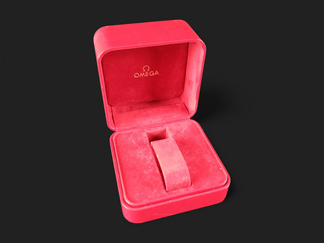 Omega Vintage Box