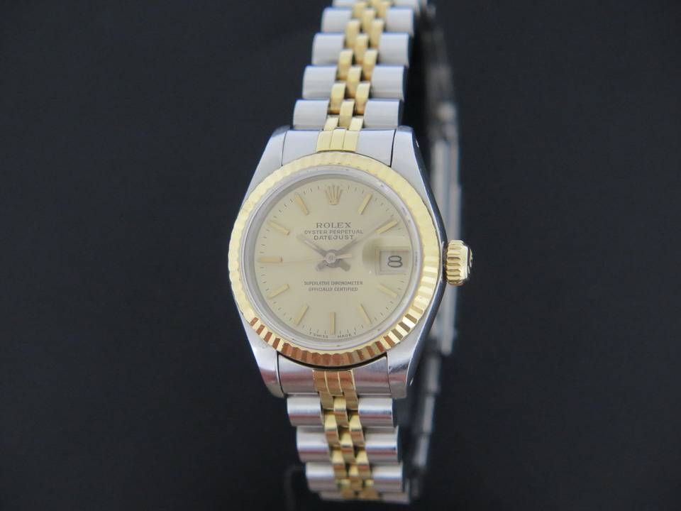 Rolex Oyster Perpetual Datejust Lady (1)