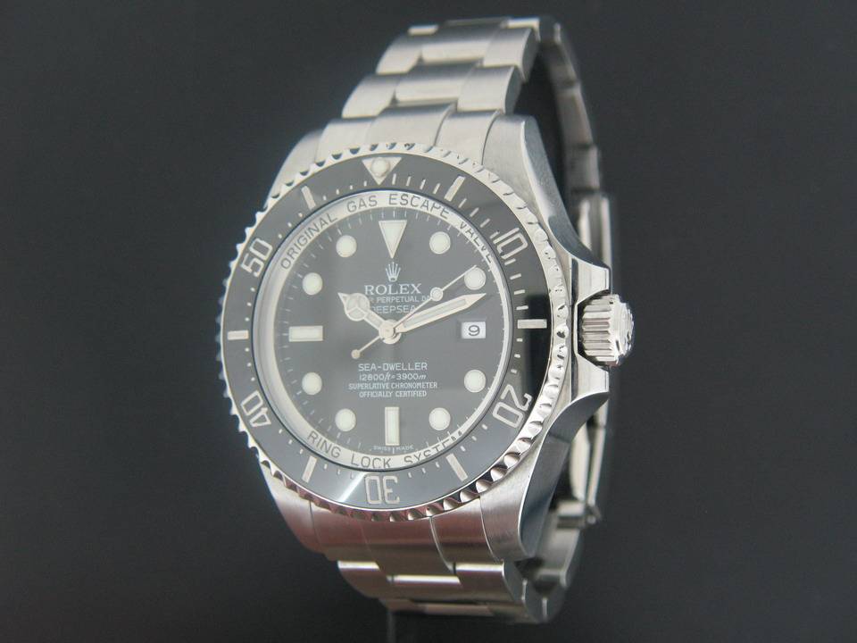 Rolex Oyster Perpetual Deepsea Sea-dweller (1)