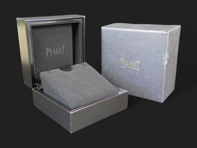 Piaget Necklace box