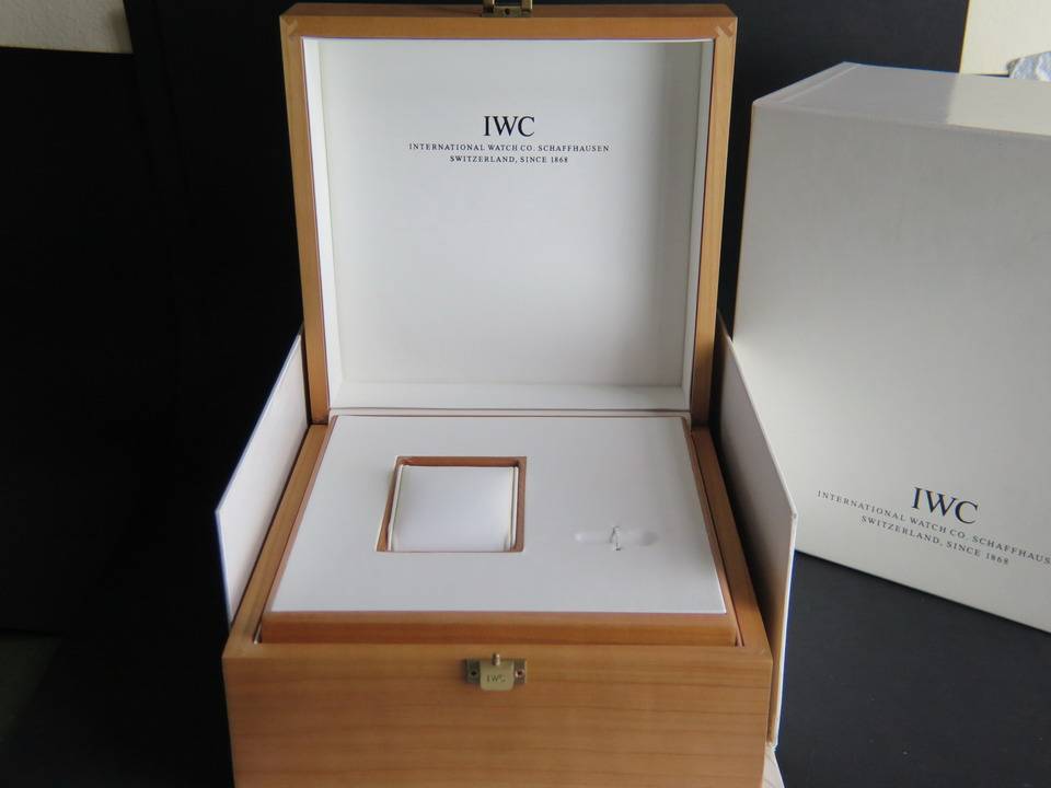 IWC Perpetual Box (1)