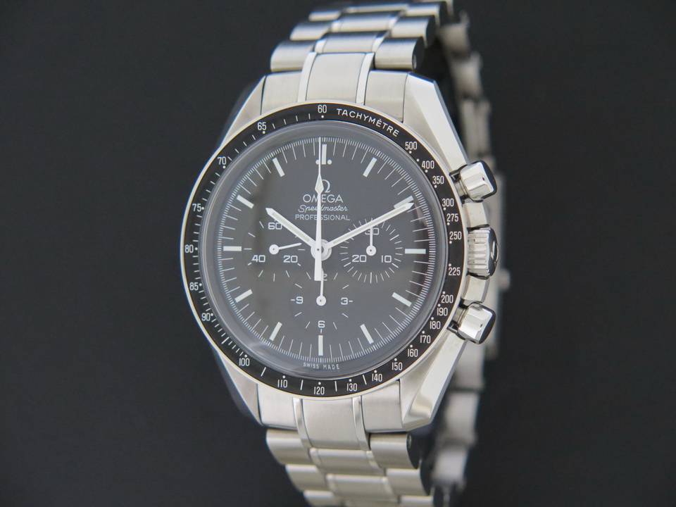 Omega Speedmaster Professional Moonwatch  (1)