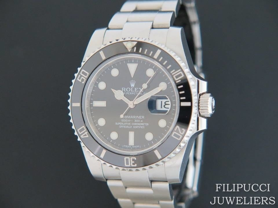 Rolex Submariner Date 116610LN       (1)