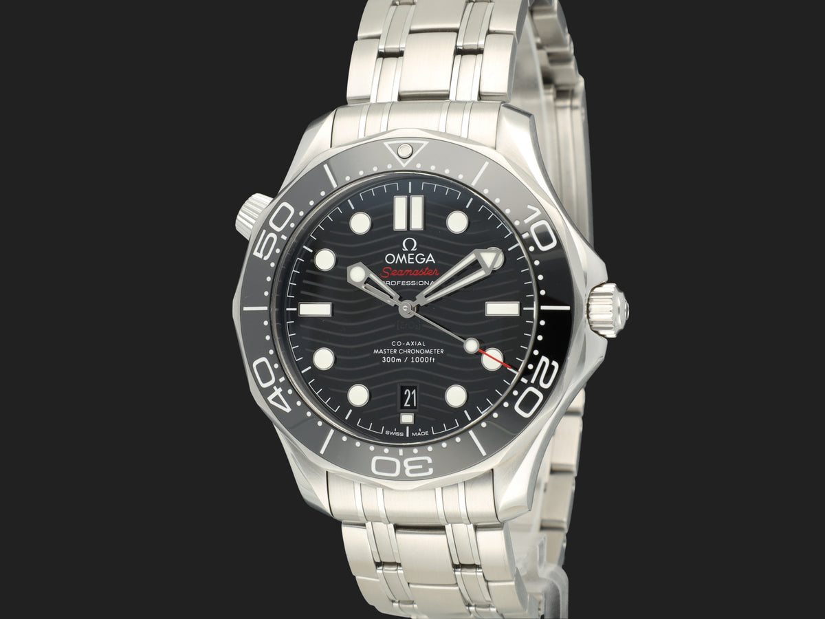 Omega Seamaster Diver 300M Co-Axial Master Chronometer Black Dial 210.30.42.20.01.001 (1)