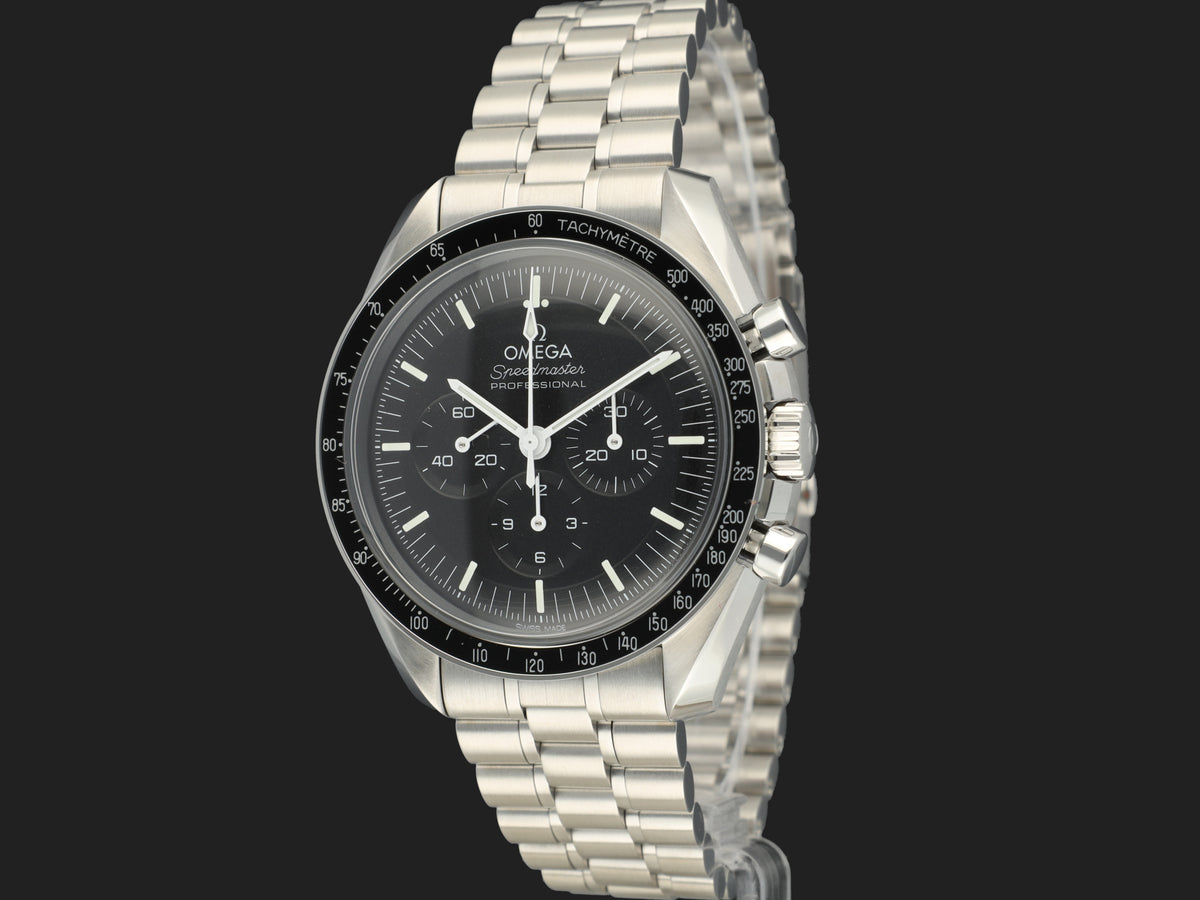 Omega Speedmaster Professional Moonwatch Co-Axial Master Chronometer 310.30.42.50.01.001 NEW (1)