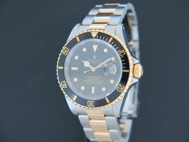 Rolex Submariner Date Gold/Steel
