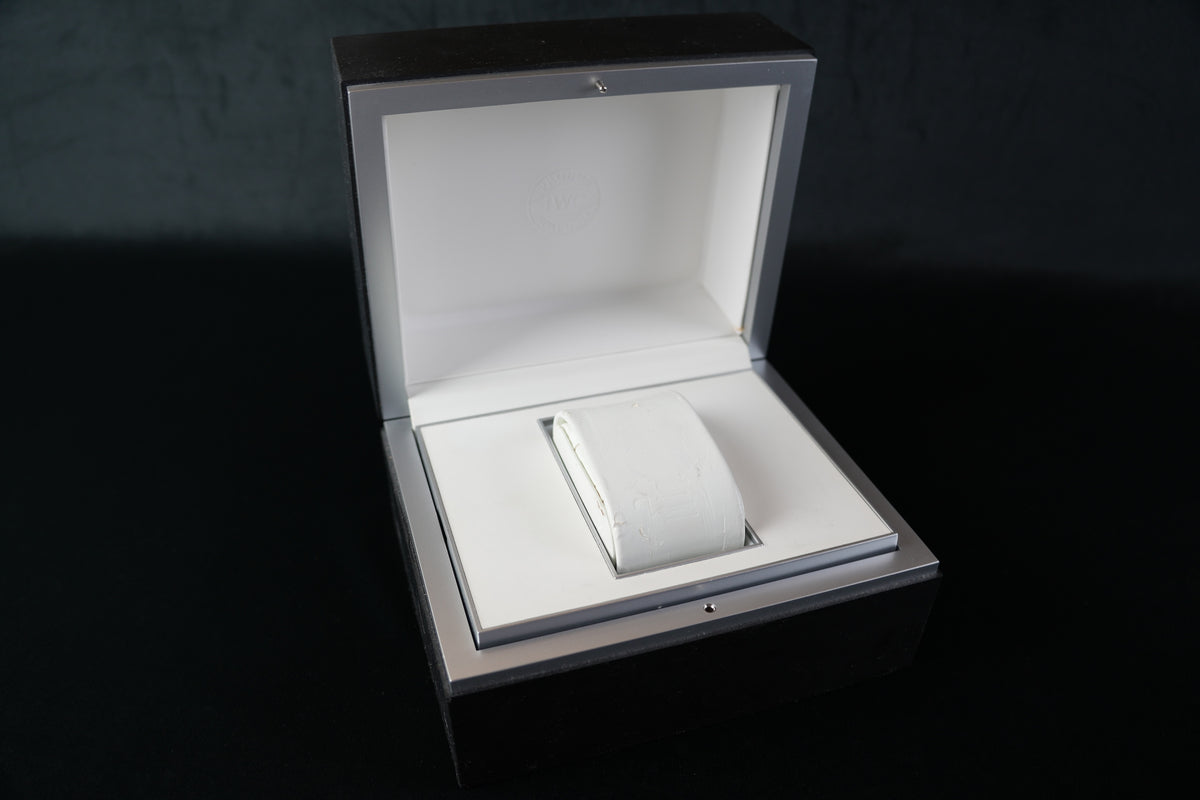 IWC  Box  (1)