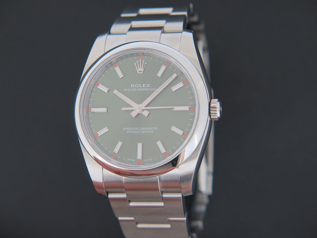 Rolex Oyster Perpetual 34 Olive Dial 114200 (1)