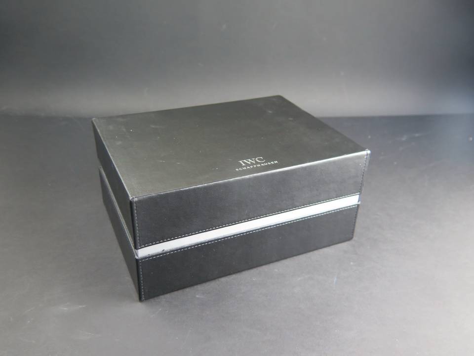 IWC Box (1)