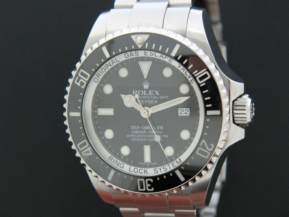 Rolex Oyster Perpetual Deepsea Sea-dweller (1)