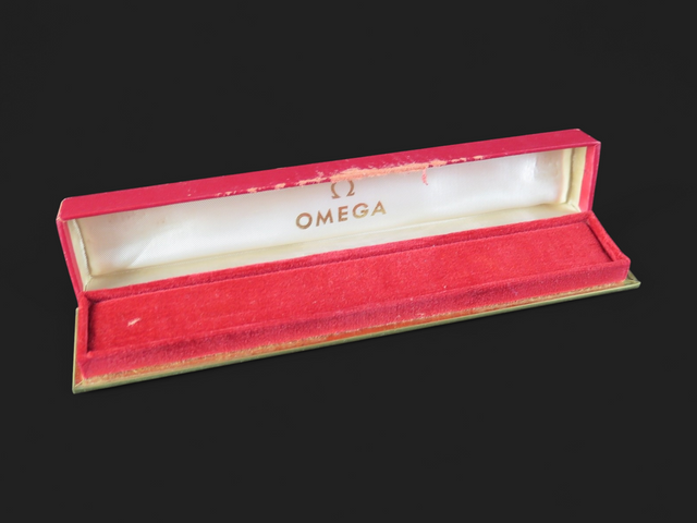 Omega Vintage Box