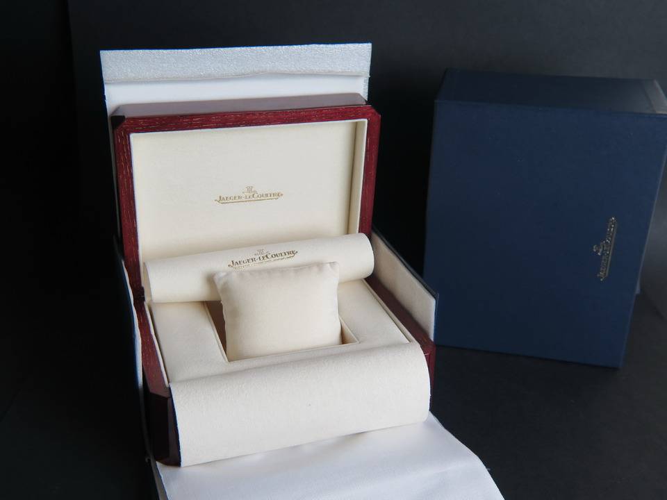 Jaeger-LeCoultre Box (1)