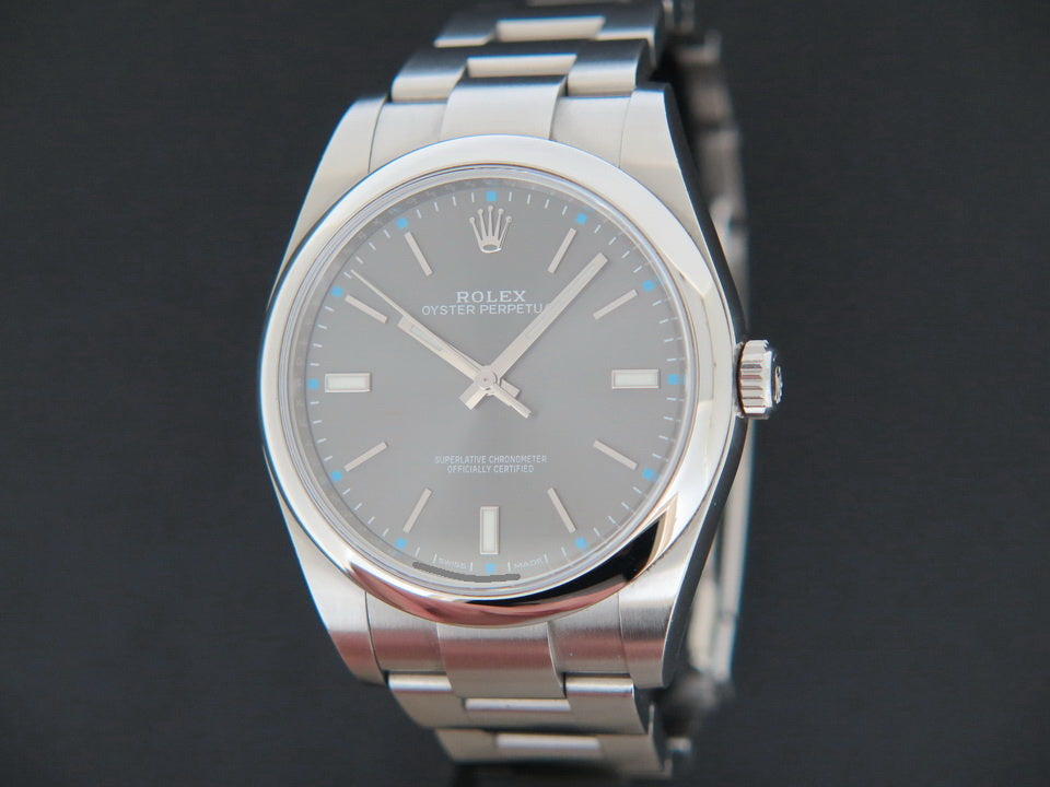 Rolex Oyster Perpetual 39 Dark Rhodium 114300 (1)