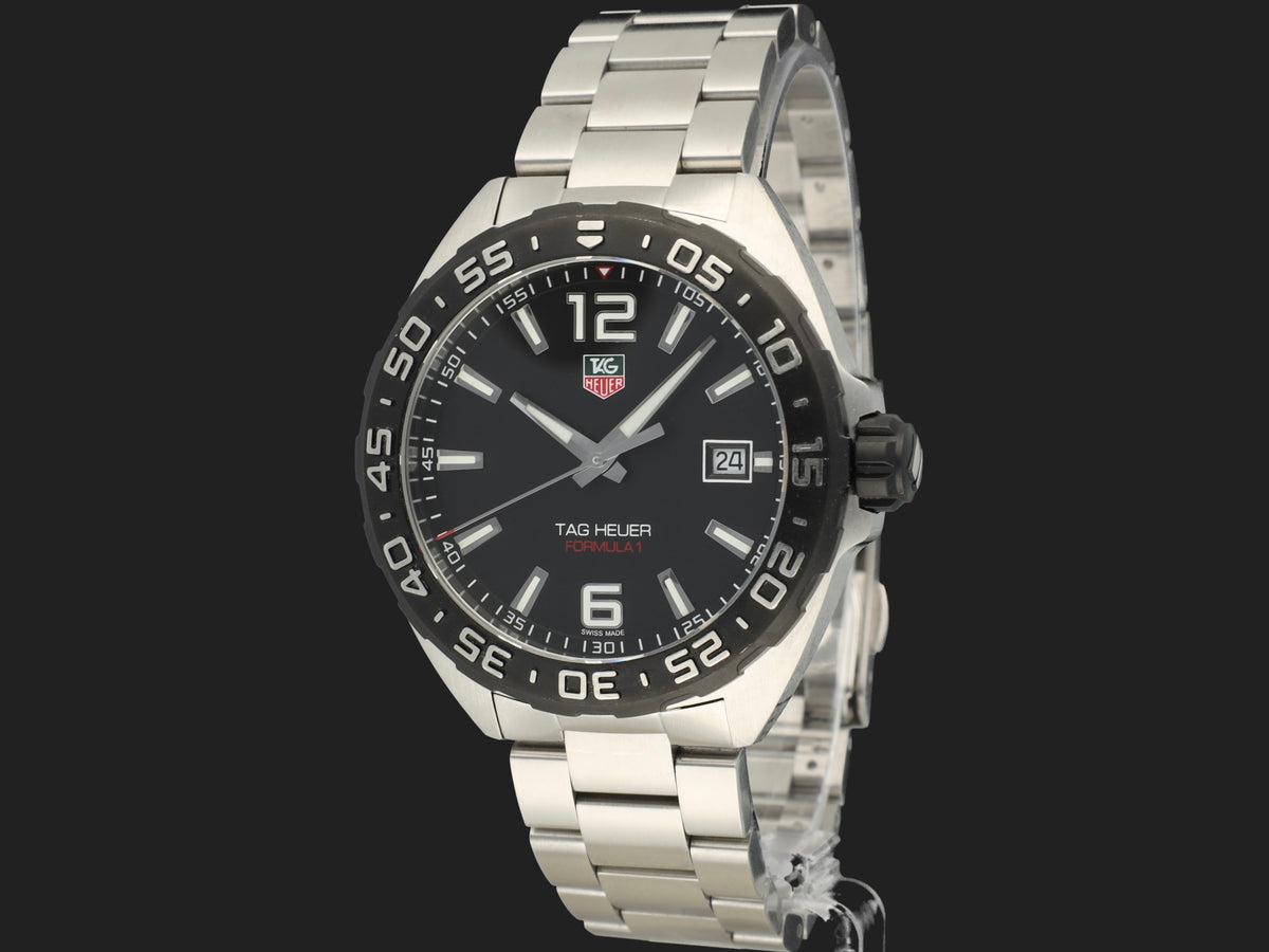 Tag Heuer Formula 1 Black Dial Quartz WAZ1110 (1)