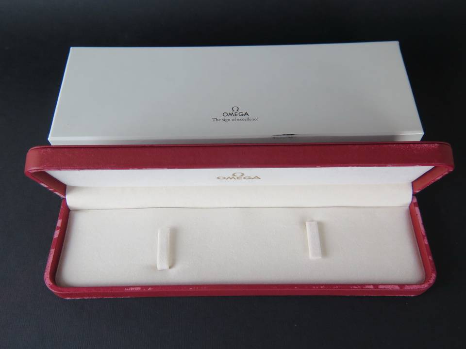 Omega Box (1)