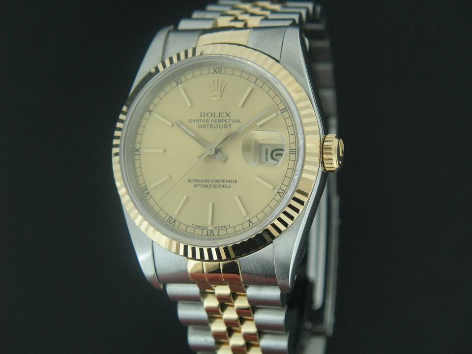 Rolex Oyster Perpetual Datejust (1)