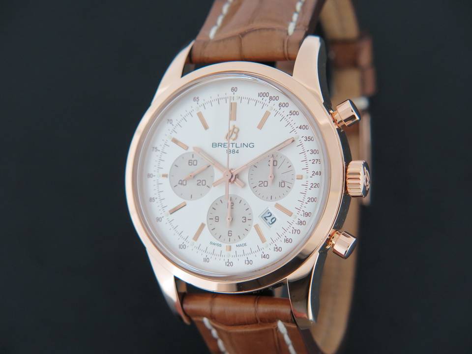 Breitling Transocean Chronograph Rose Gold (1)