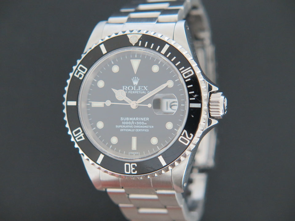 Rolex Submariner Date ''Swiss Only'' 16610    116520 (1)