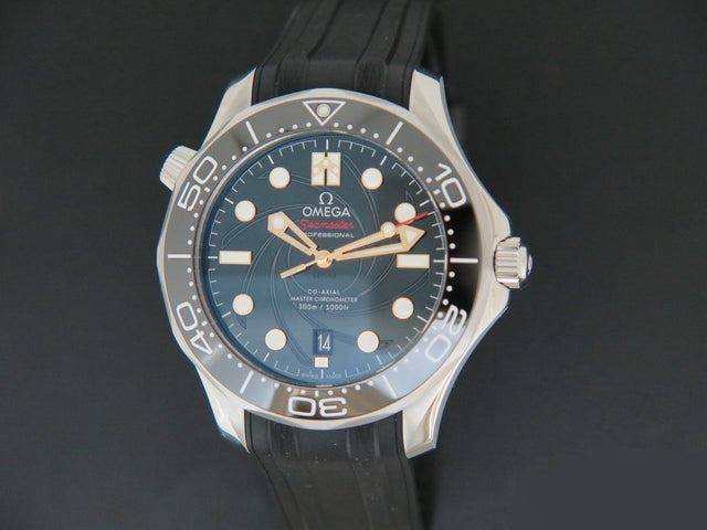 Omega Seamaster Diver 300M James Bond Limited NEW