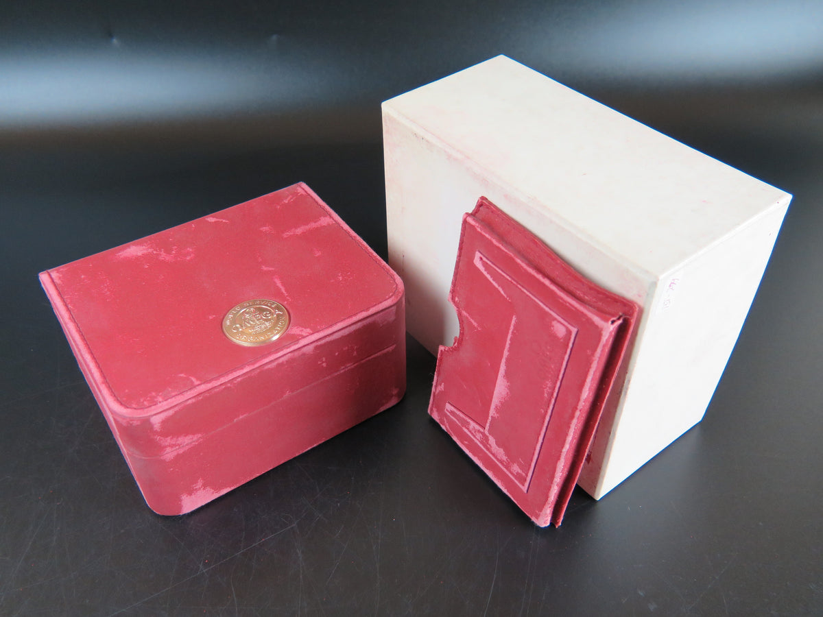 Omega Box Set With Cardholder (1)