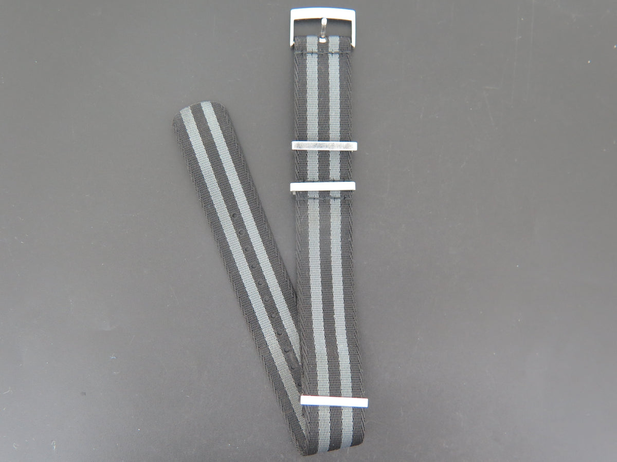 Omega Nato Strap Black/Grey 22MM (1)