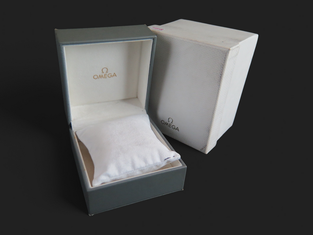 Omega Vintage Box Set