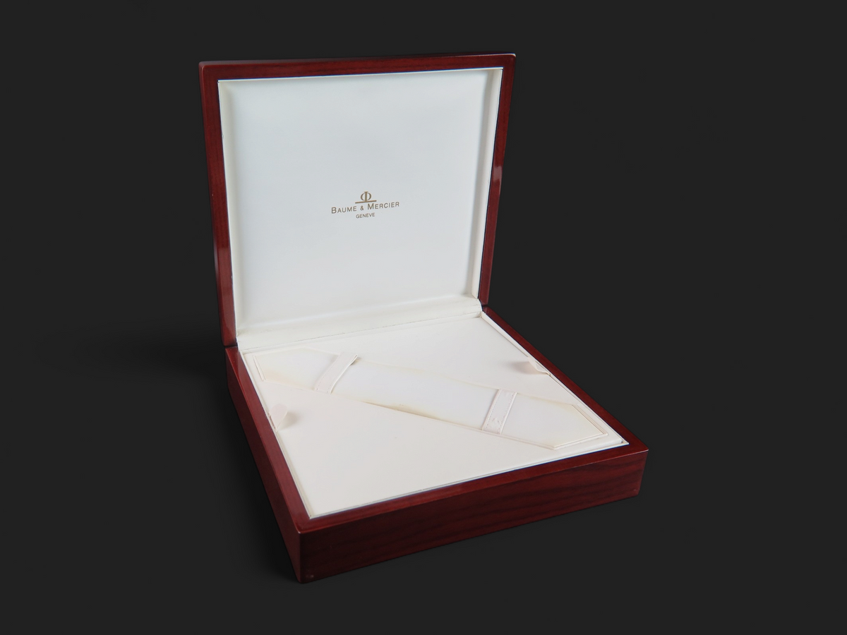 Baume & Mercier Luxury Watch Box (1)
