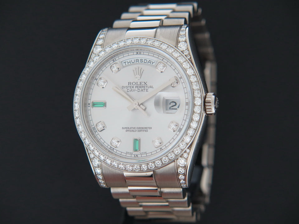 Rolex Day-Date White Gold Silver Diamond Emerald Dial 118389 (1)