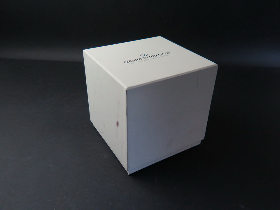Girard-Perregaux Luxury Box set  (1)