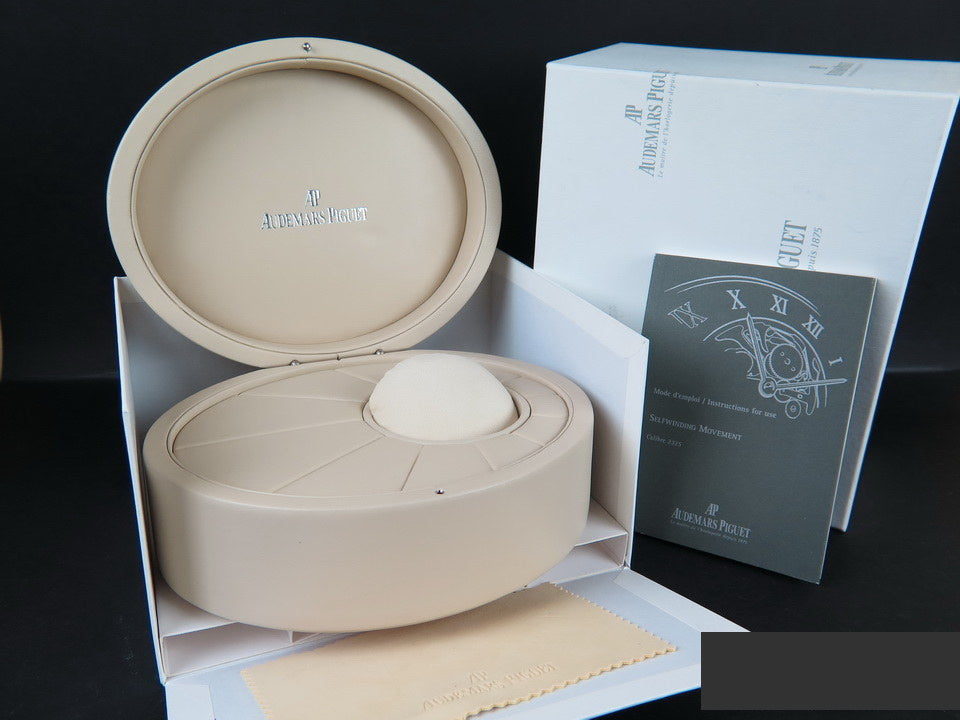Audemars Piguet Millenary Box and Booklet (1)