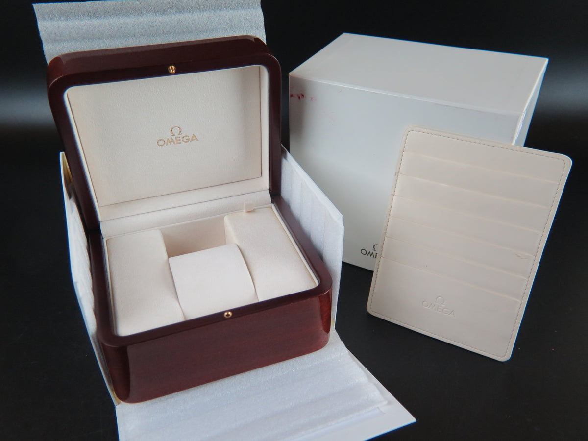 Omega Luxury Box Set (1)