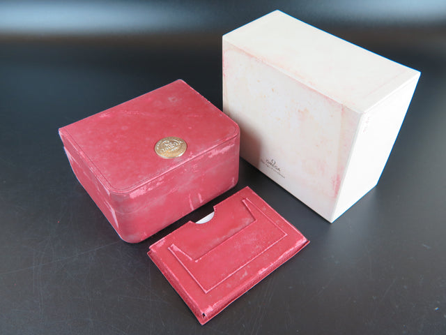 Omega Box Set With Cardholder