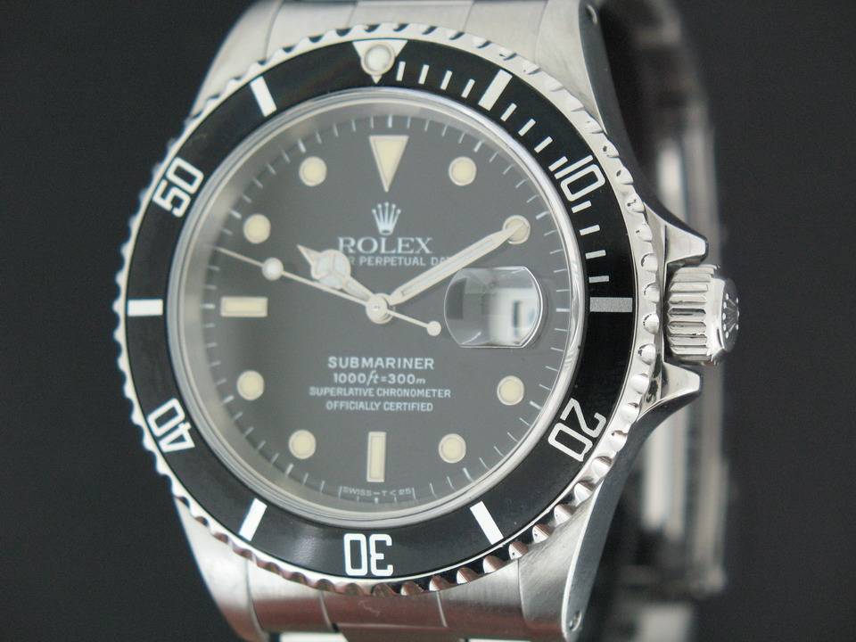 Rolex Oyster Perpetual Submariner Date (1)