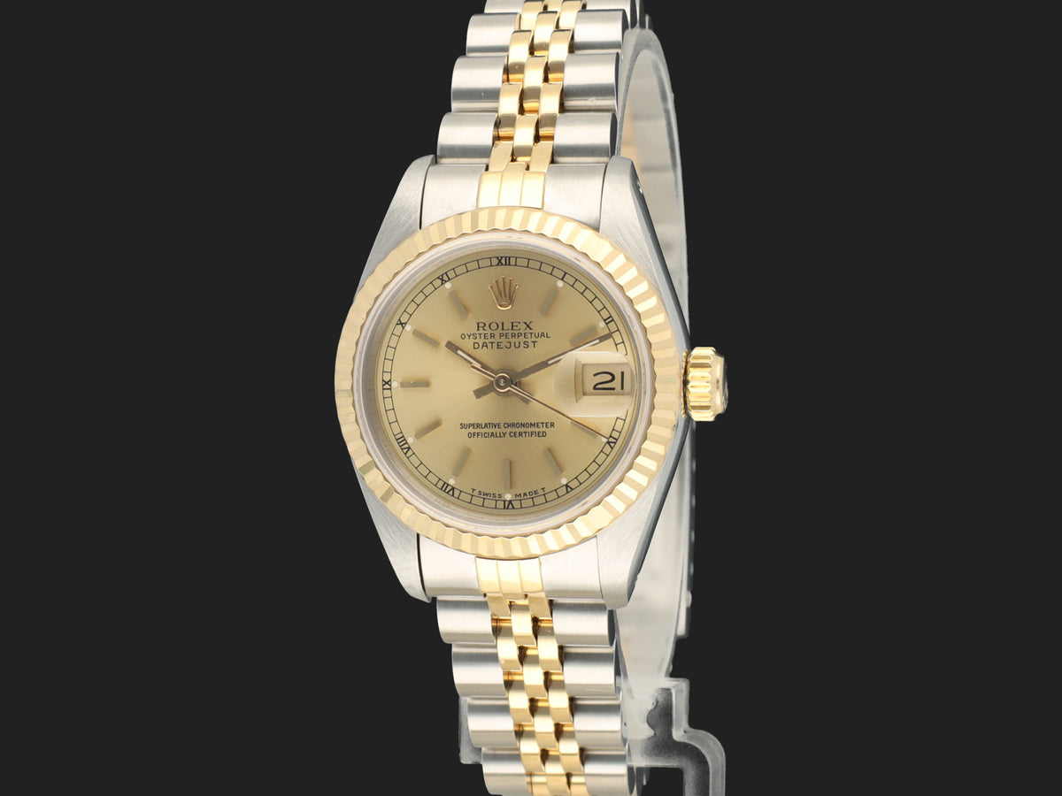 Rolex Lady-Datejust 26 Champagne Dial 69173 (1)