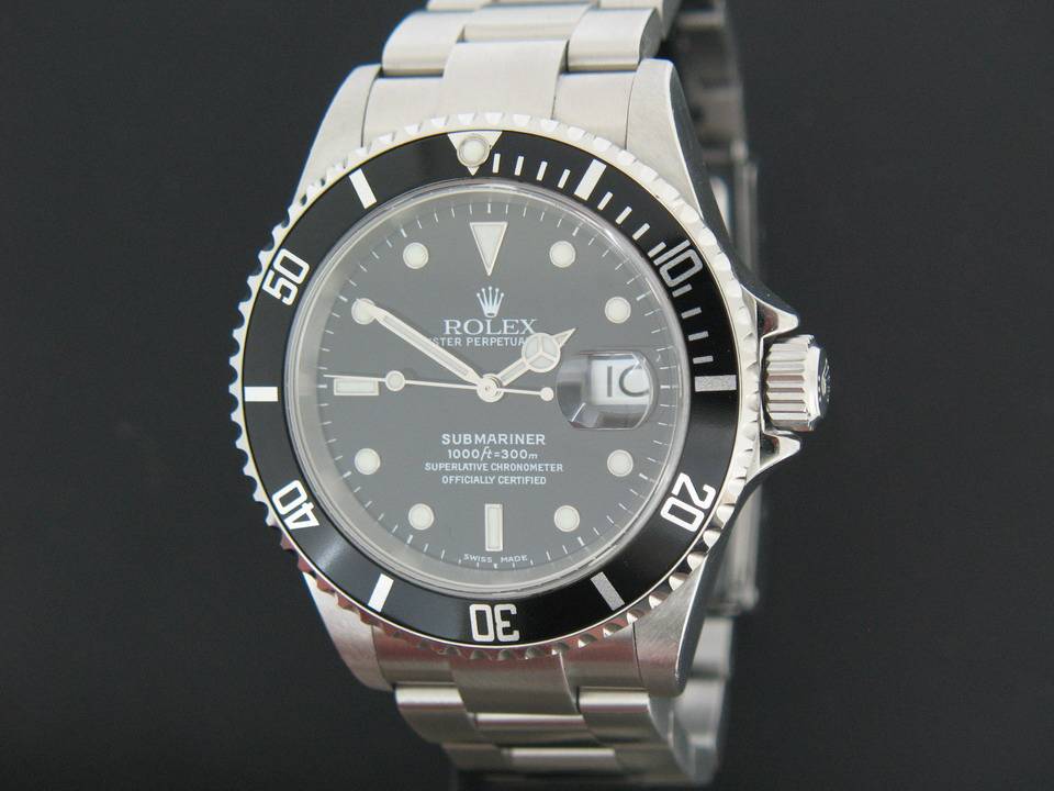 Rolex Oyster Perpetual Submariner Date (1)