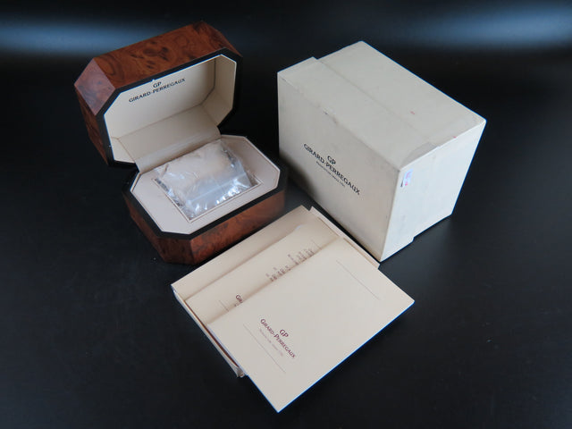 Girard-Perregaux Box Set
