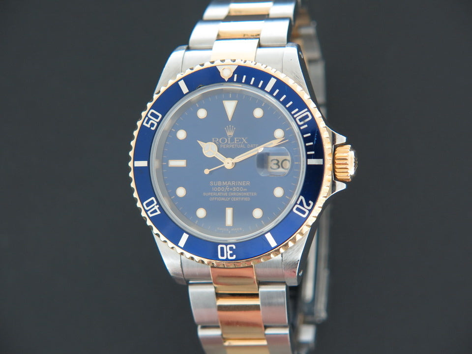 Rolex Submariner Date 16613 Gold/Steel Y-Serial 21032422001001 (1)