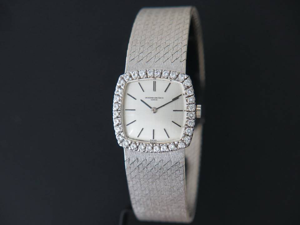 Vacheron Constantin 18k white gold silver dial diamond bezel (1)