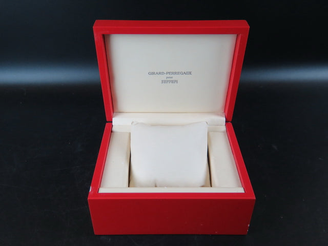 Girard-Perregaux Box Ferrari