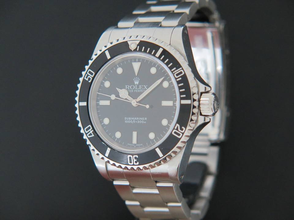 Rolex Submariner No Date 14060M   (1)