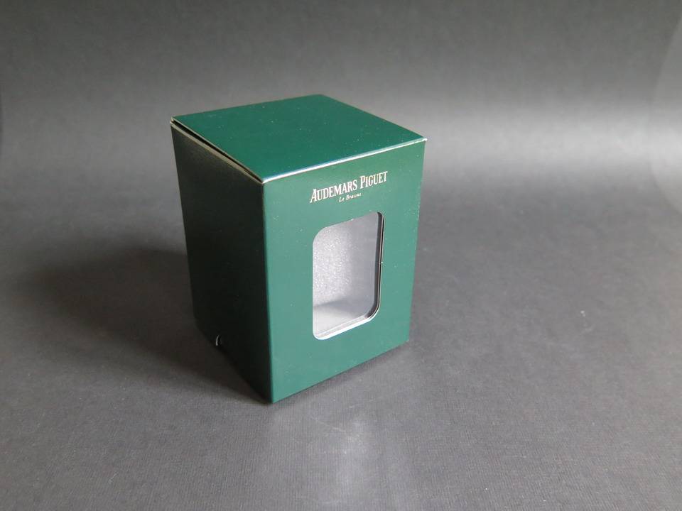 Audemars Piguet service box