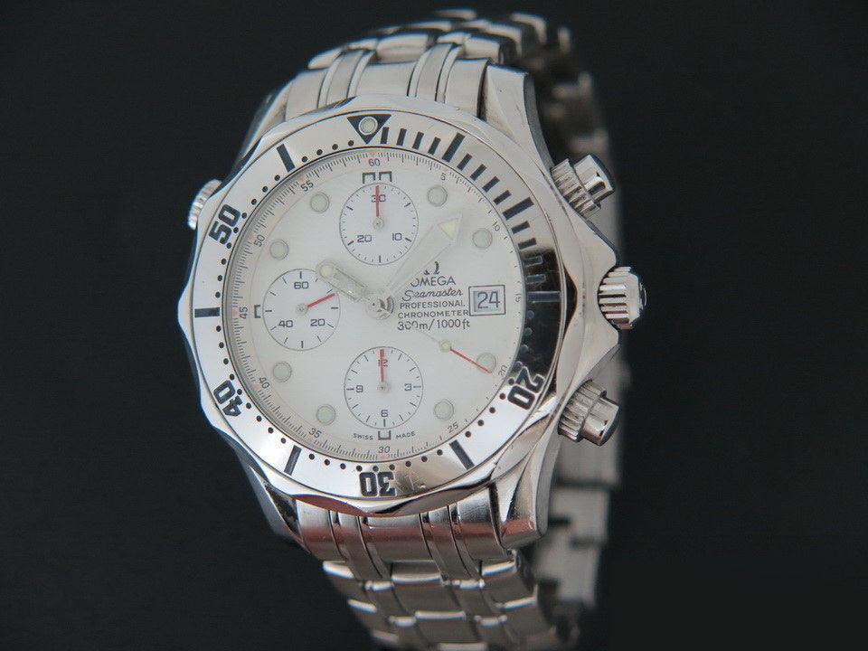 Omega Seamaster 300M Chronograph Diver (1)