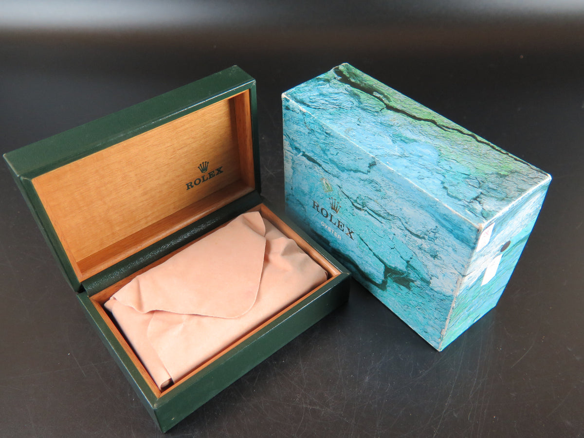 Rolex Box Set for 16520 (1)
