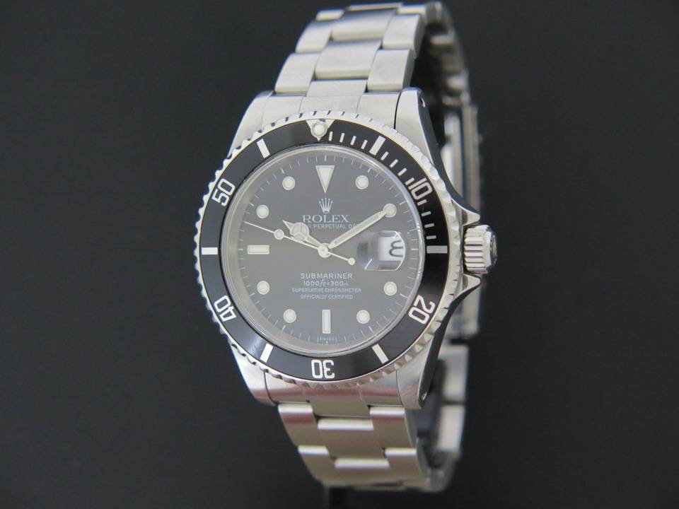 Rolex Oyster Perpetual Submariner Date (1)