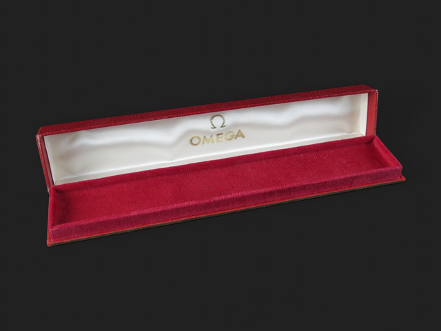 Omega Vintage Box