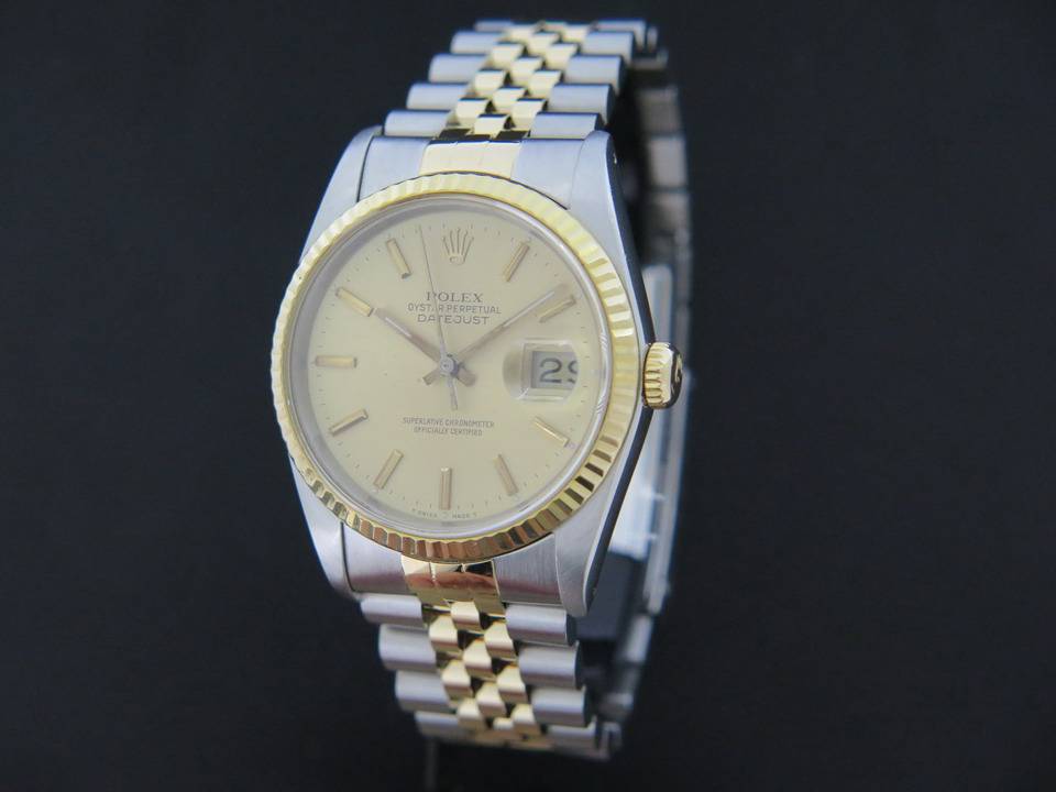 Rolex Oyster Perpetual Datejust (1)