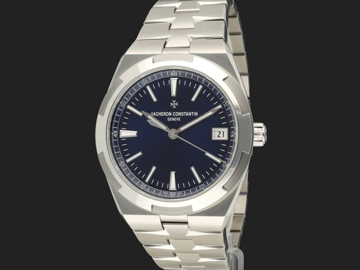Vacheron Constantin Overseas Self-Winding Blue Dial 4520V 4520V/210A-B128 (1)