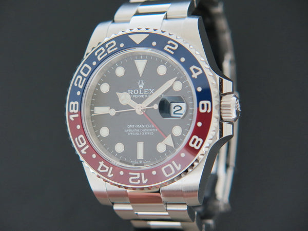 Rolex GMT-Master II MODEL 2021 "Pepsi"