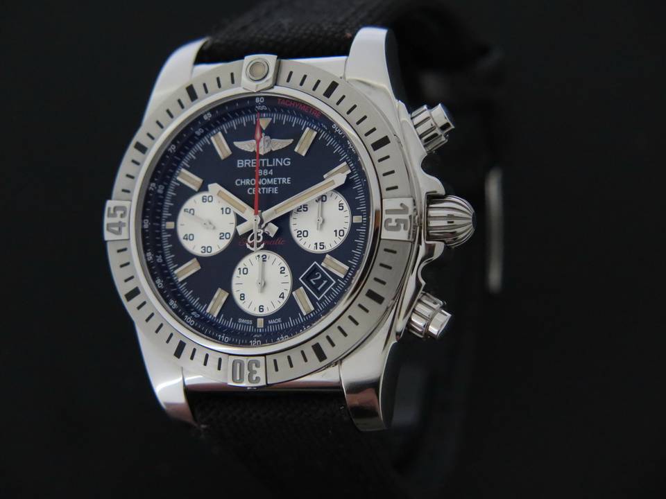 Breitling Chronomat 44 Airborne (1)